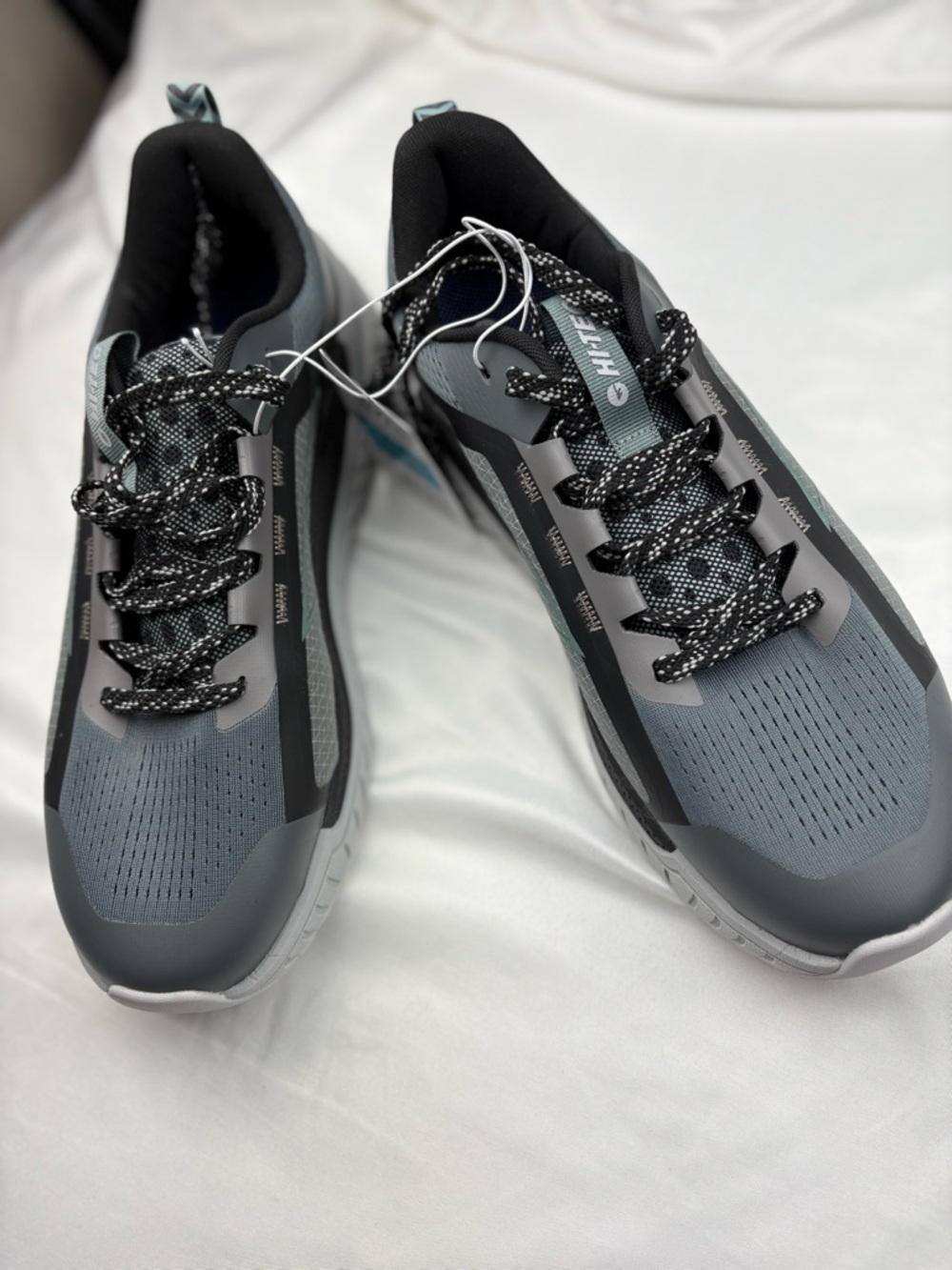 Hi-Tec Light Gray and Black Hiking Shoe Tongue Detail